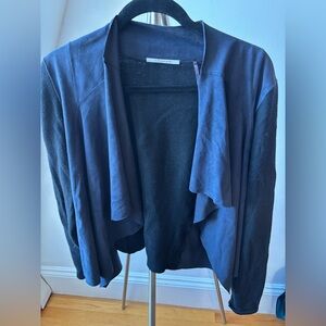 Tahari size Large shawl collar knit blazer